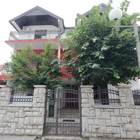 Apartments Erakovic Niksic ภายนอก รูปภาพ