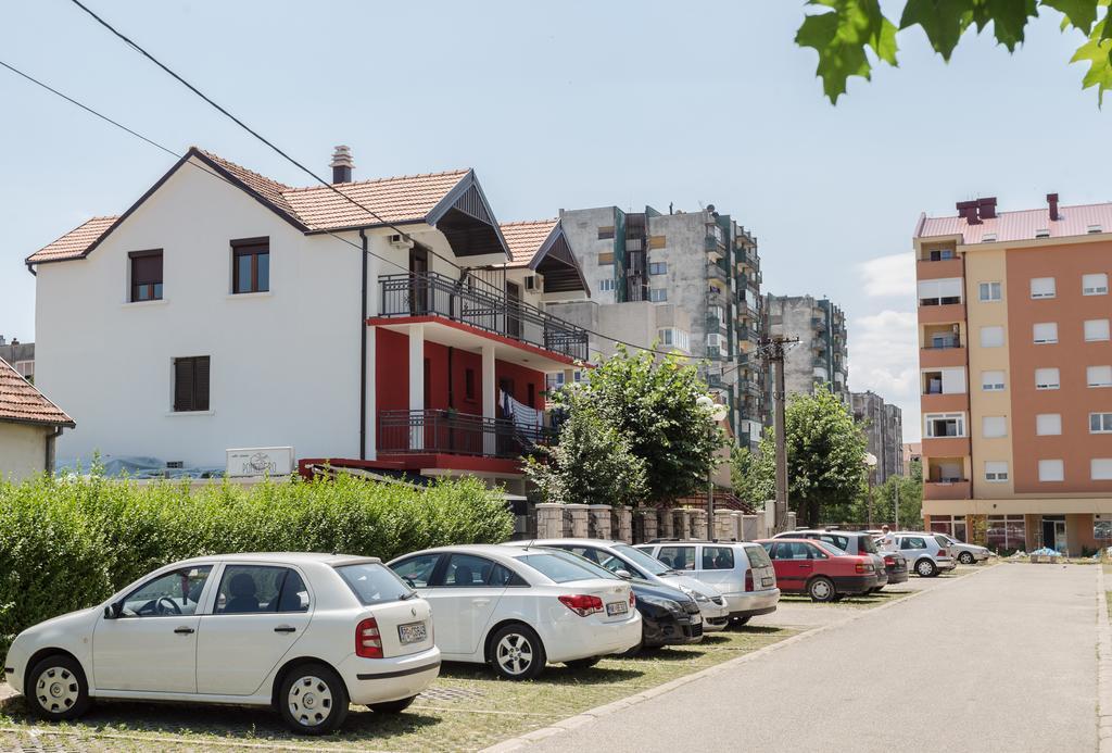 Apartments Erakovic Niksic ภายนอก รูปภาพ