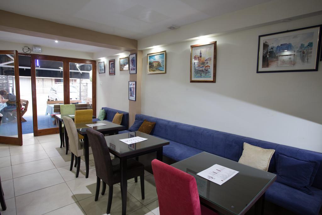 Apartments Erakovic Niksic ภายนอก รูปภาพ