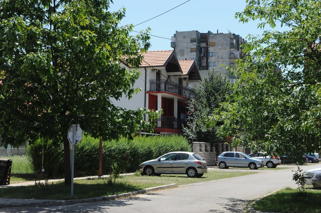 Apartments Erakovic Niksic ภายนอก รูปภาพ